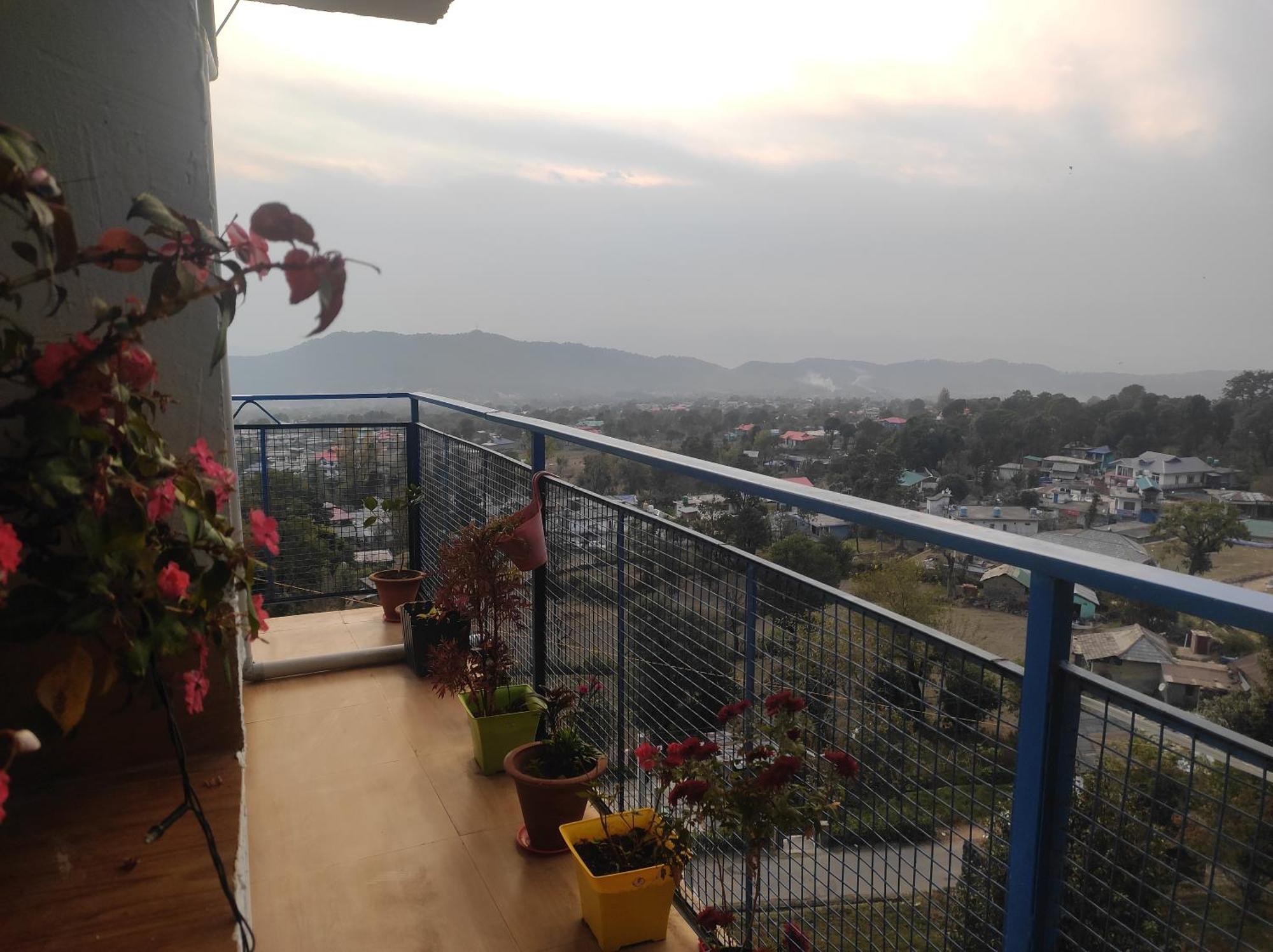 Hill Veu Home Bir Billing Εξωτερικό φωτογραφία